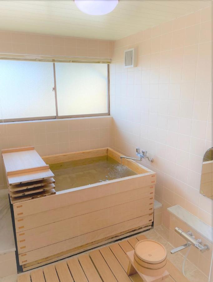 宿屋白金家 Yadoya-Shiroganeya 1日1組限定2名から8名様まで 全館貸切り 伝統的建造物の旅籠宿 Traditional Culture Experience Нагано Екстериор снимка