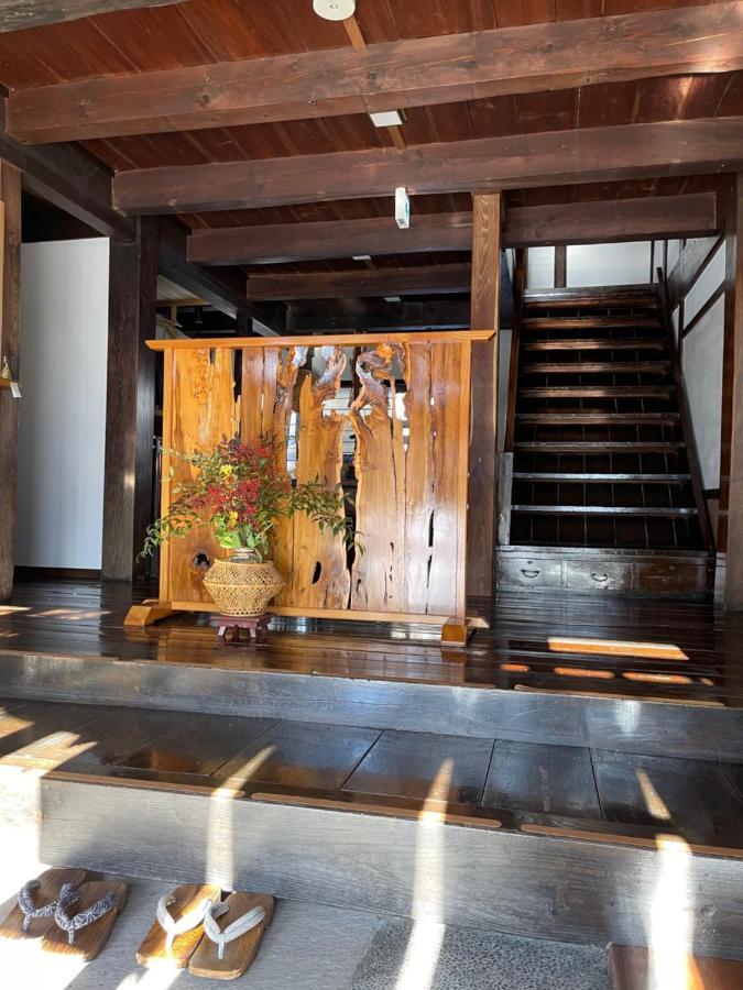 宿屋白金家 Yadoya-Shiroganeya 1日1組限定2名から8名様まで 全館貸切り 伝統的建造物の旅籠宿 Traditional Culture Experience Нагано Екстериор снимка