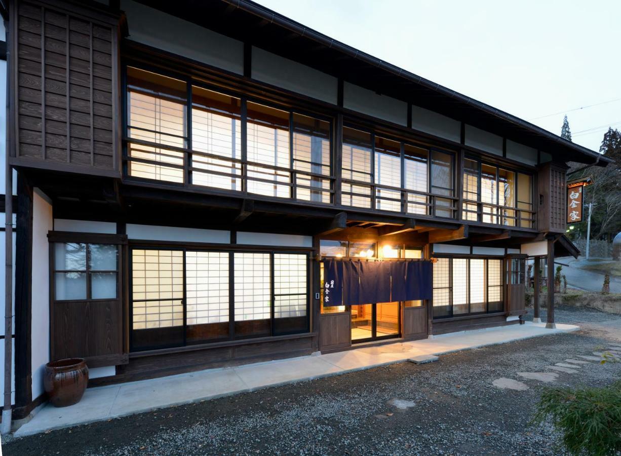 宿屋白金家 Yadoya-Shiroganeya 1日1組限定2名から8名様まで 全館貸切り 伝統的建造物の旅籠宿 Traditional Culture Experience Нагано Екстериор снимка